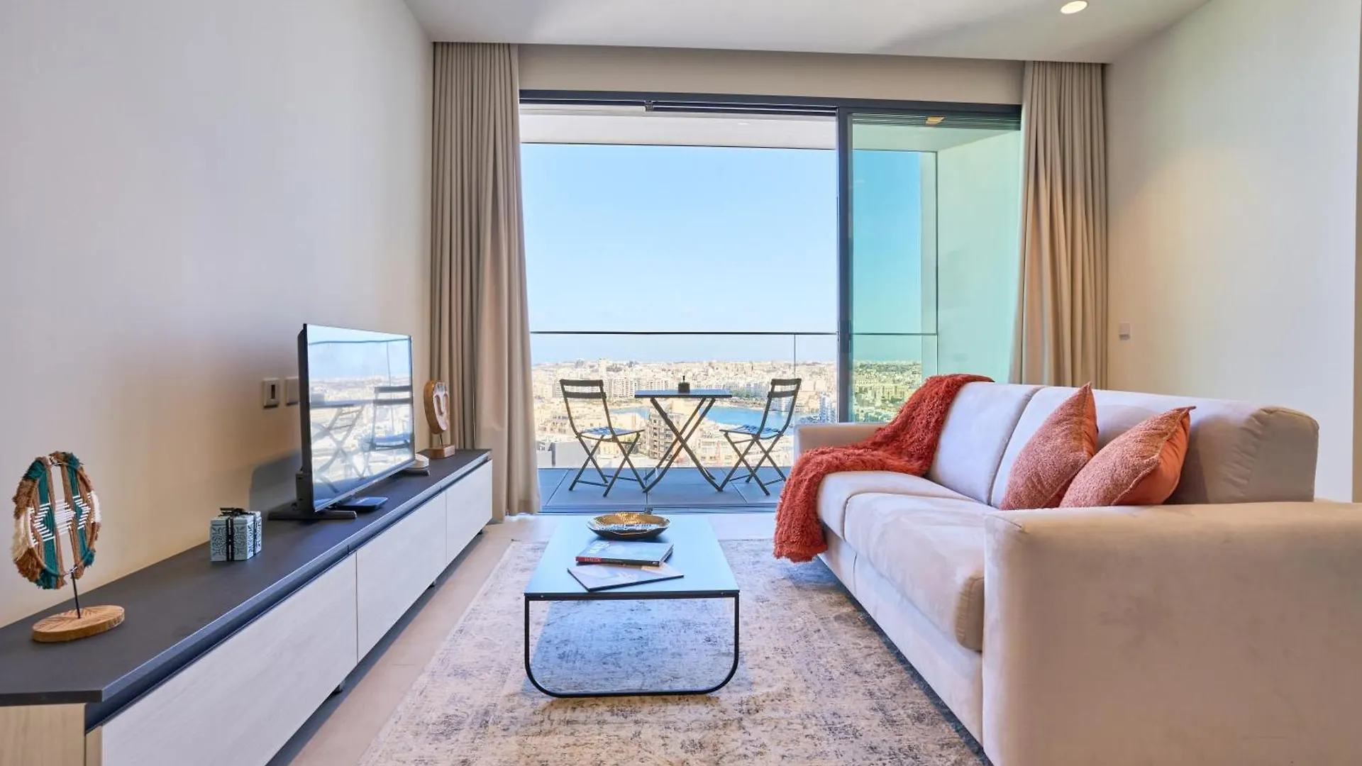 14Th Floor Seaview Luxury Apartment Saint Julian's Malta