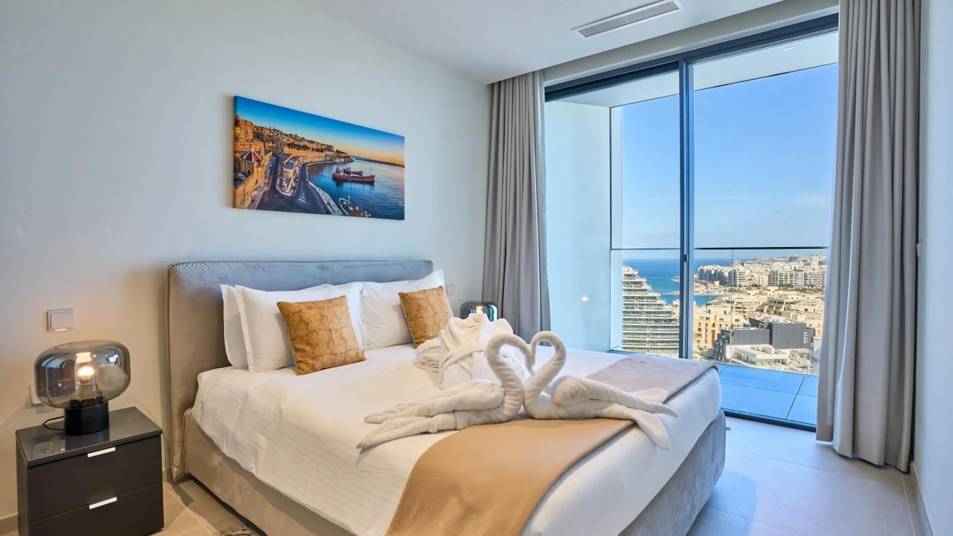 14Th Floor Seaview Luxury Apartment Saint Julian's 0*,  Malta