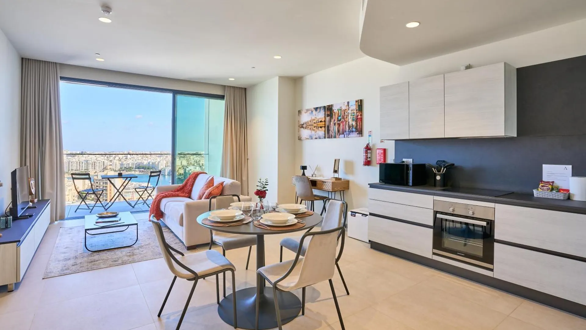 14Th Floor Seaview Luxury Apartment Saint Julian's